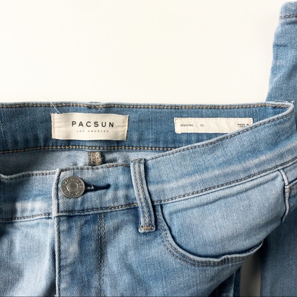 PACSUN LIGHT WASH DISTRESSED STRETCH SKINNY JEANS - Picture 3 of 3